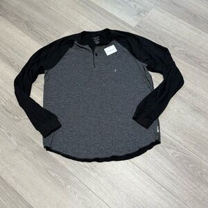 American Eagle Men's Black and Gray Henley Shirt Super Soft Standard Fit Sz M